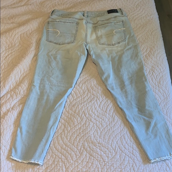AMERICAN EAGLE Crop light wash jeans - Picture 3 of 3